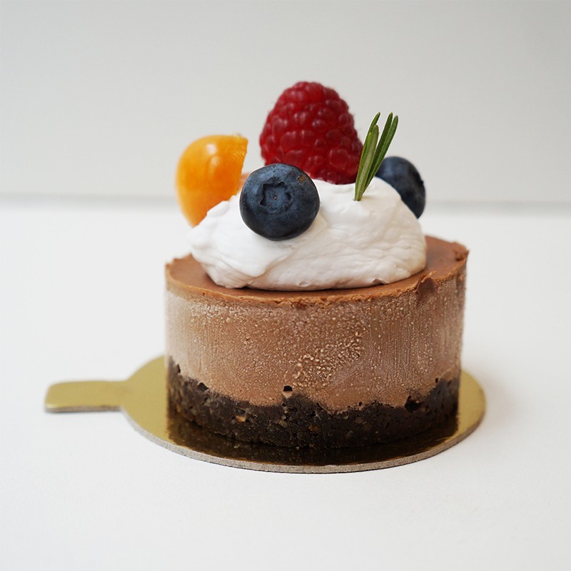 chocolate-raw-cake