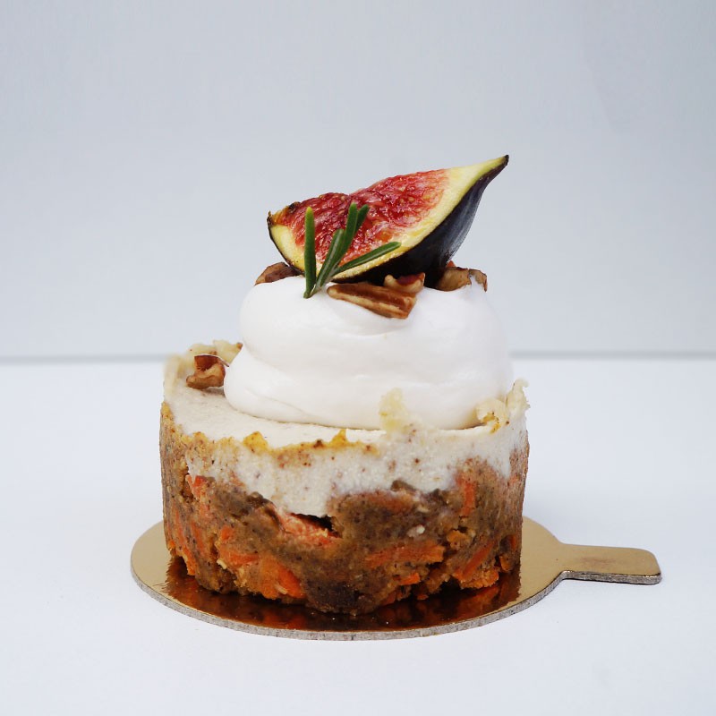 raw-carrot-cake